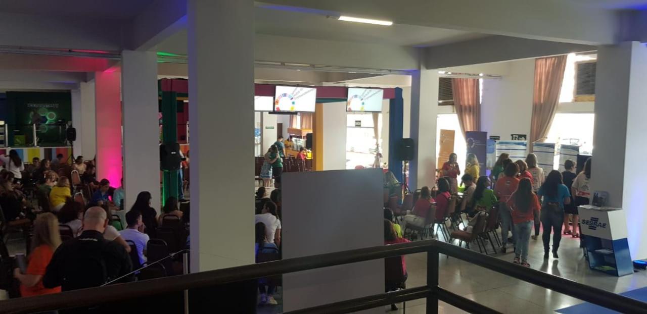Podium Apart Hotel Varginha  Bagian luar foto