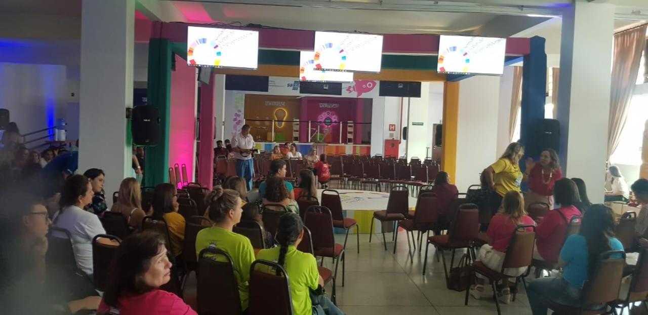 Podium Apart Hotel Varginha  Bagian luar foto